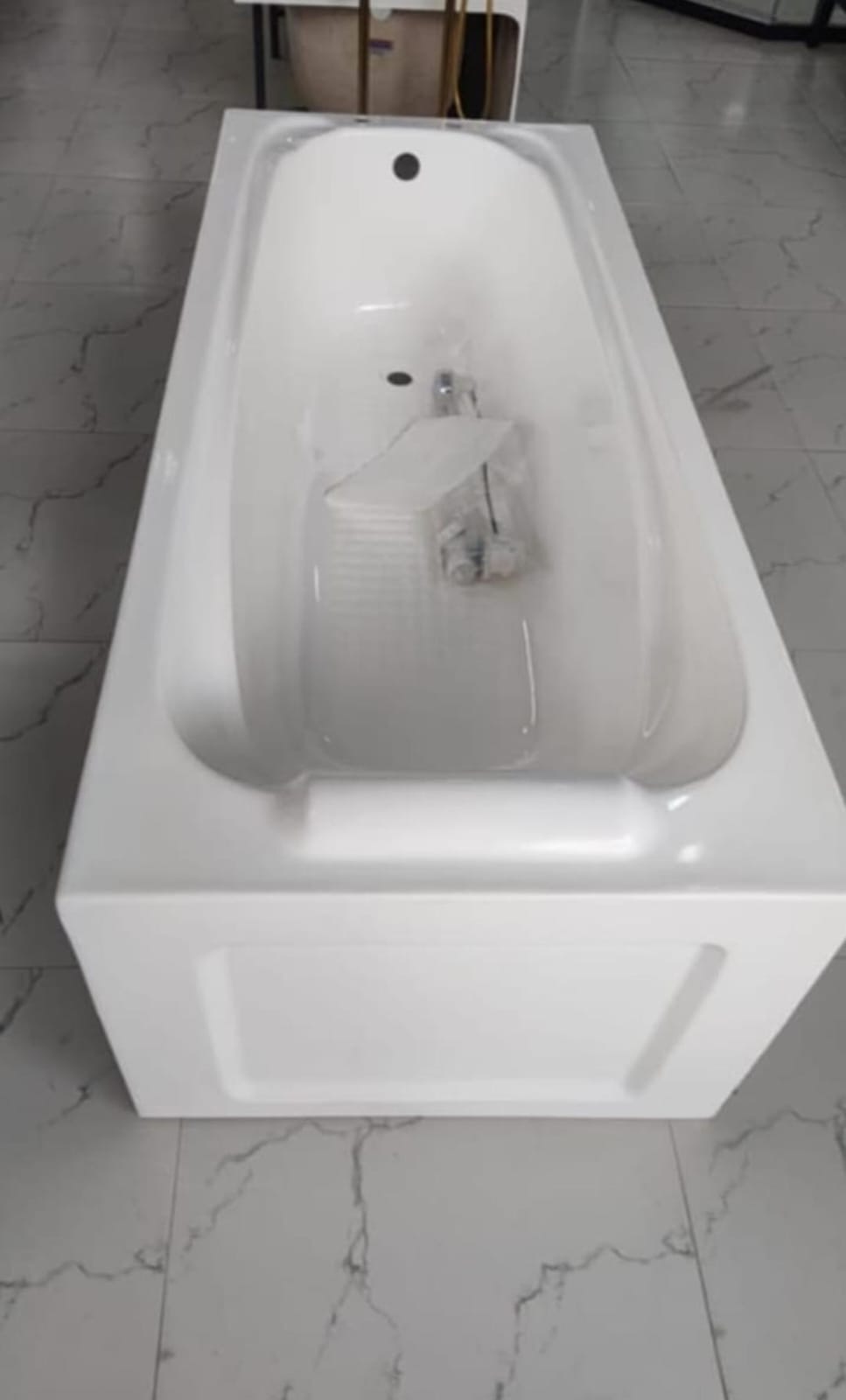 Bathtub Stand alone