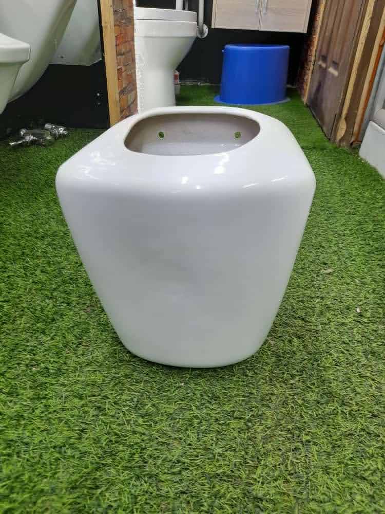 Automatic Ceramic Urinal Cistern