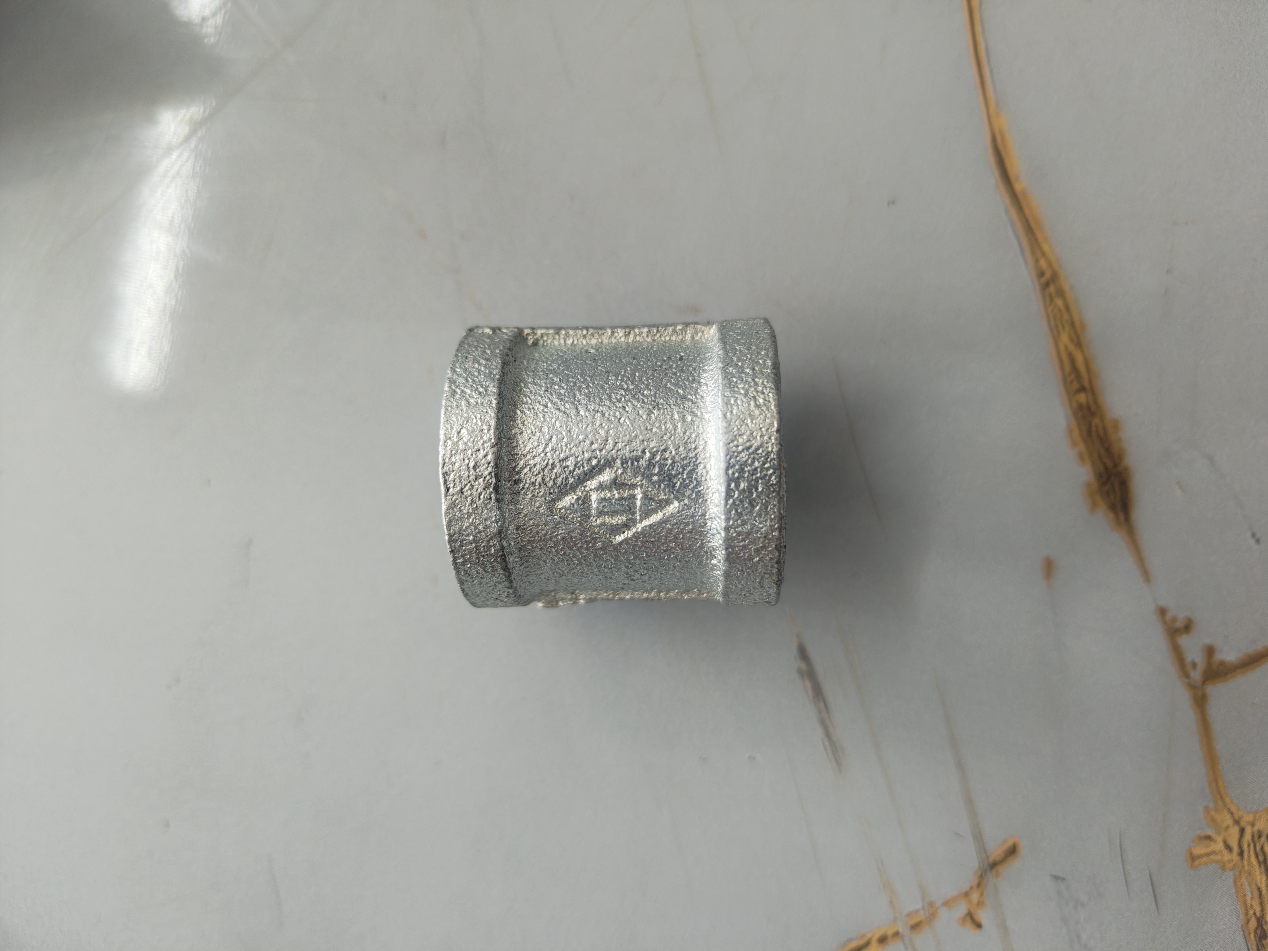 G.I Socket ½