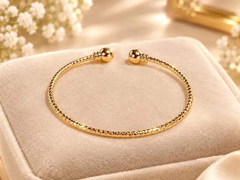 Bracelet Jonc acier inoxydable doré Tressé. - Élégance Intemporelle