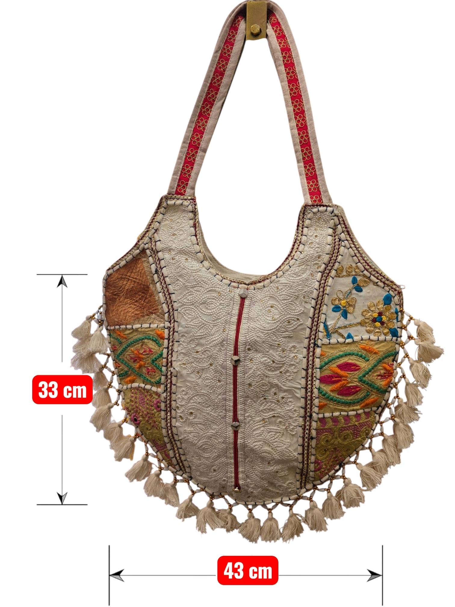Sac cabas bohème brodé main à pompons — visuel 2