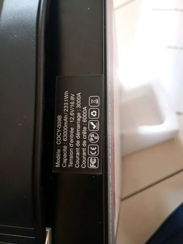 Gros booster de démarrage voiture et camion 12/24 volts  — visuel 4