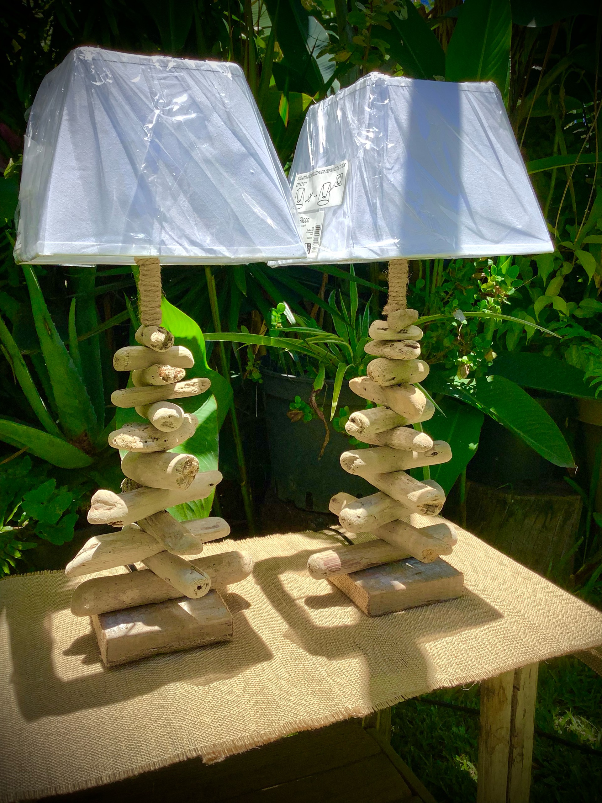 lampe de chevet modele pyramide — visuel 4