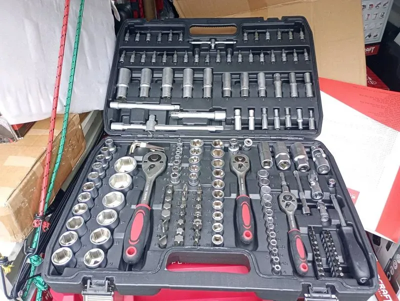 coffret KINGS 172 pièces d'outillage  — visuel 2