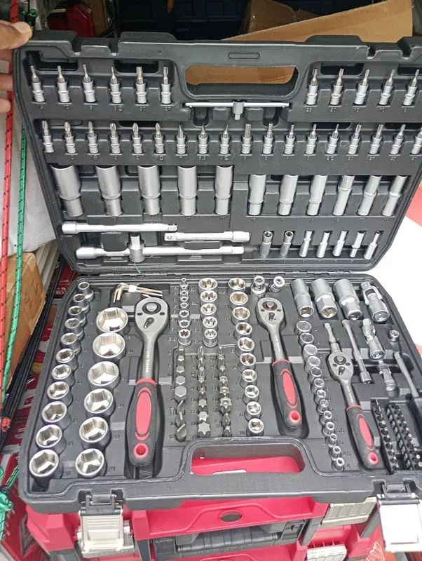 coffret KINGS 172 pièces d'outillage  — visuel 1