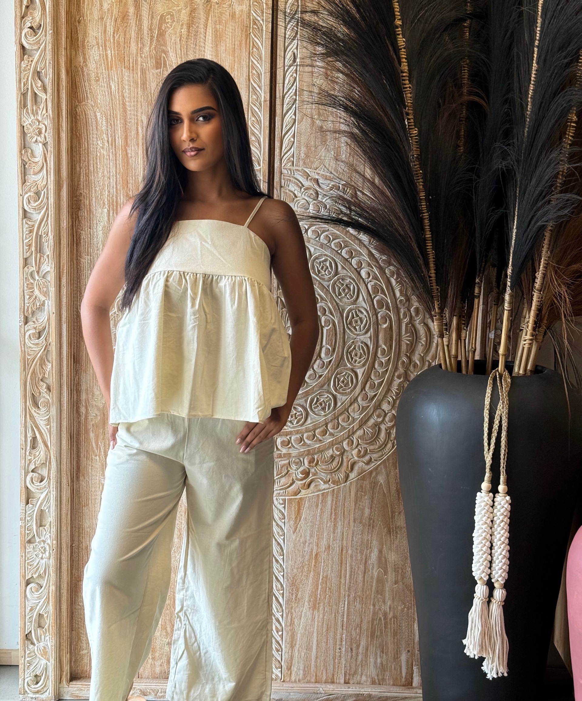 Ensemble fluide top volanté et pantalon large — visuel 2