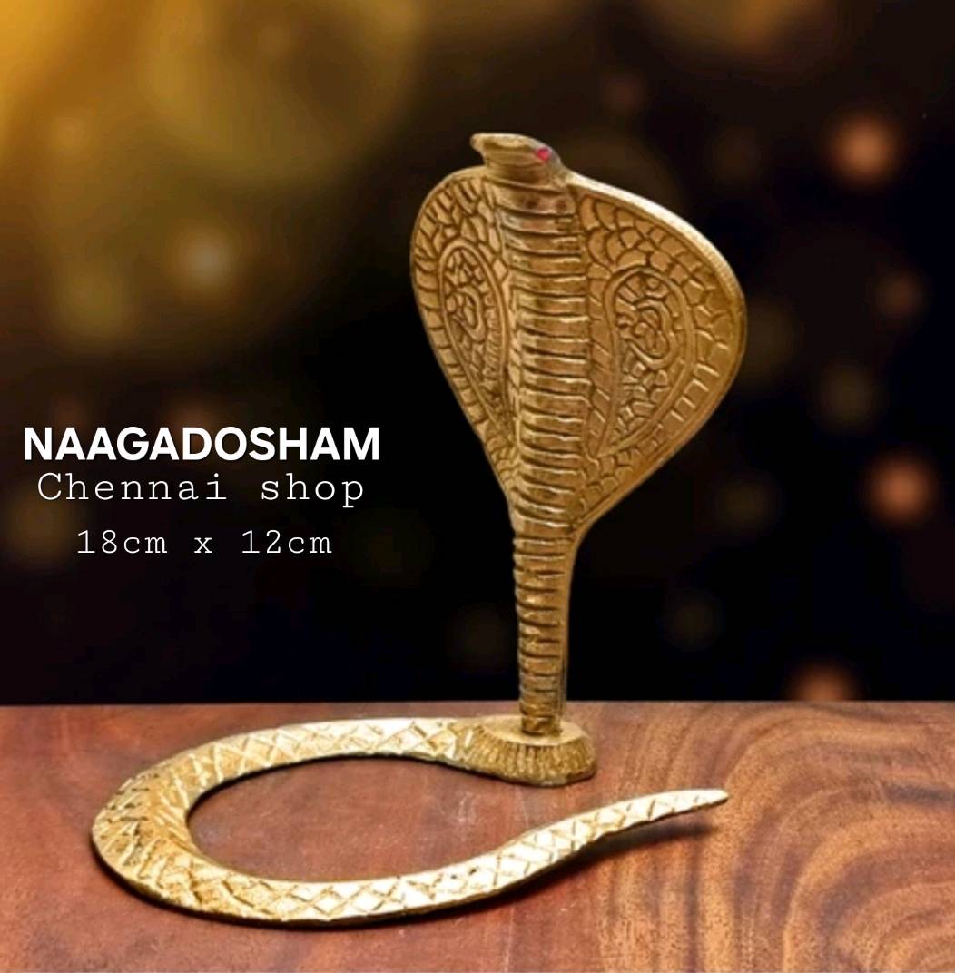 Statue cobra en laiton 18 x 12 cm