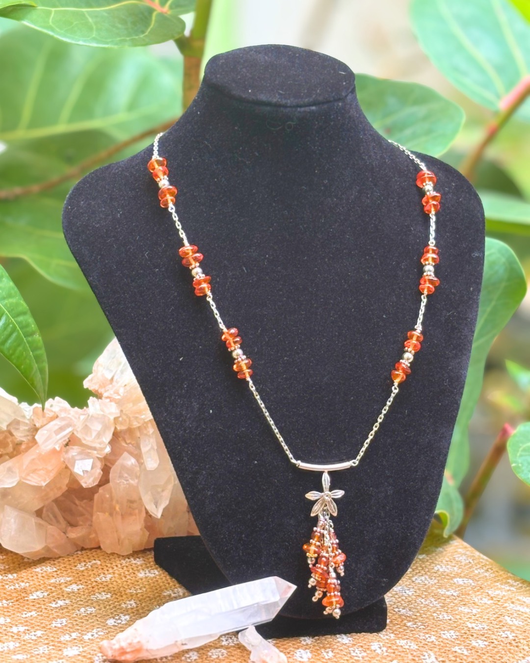 collier en argent et ambre 