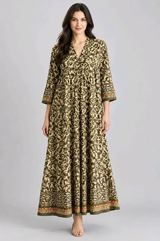 Robe longue ethnique imprimée dorée et kaki