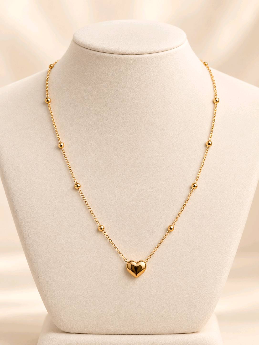 Collier Cœur en acier inoxydable doré avec Chaîne à Perles - Bijou Élégant Femme