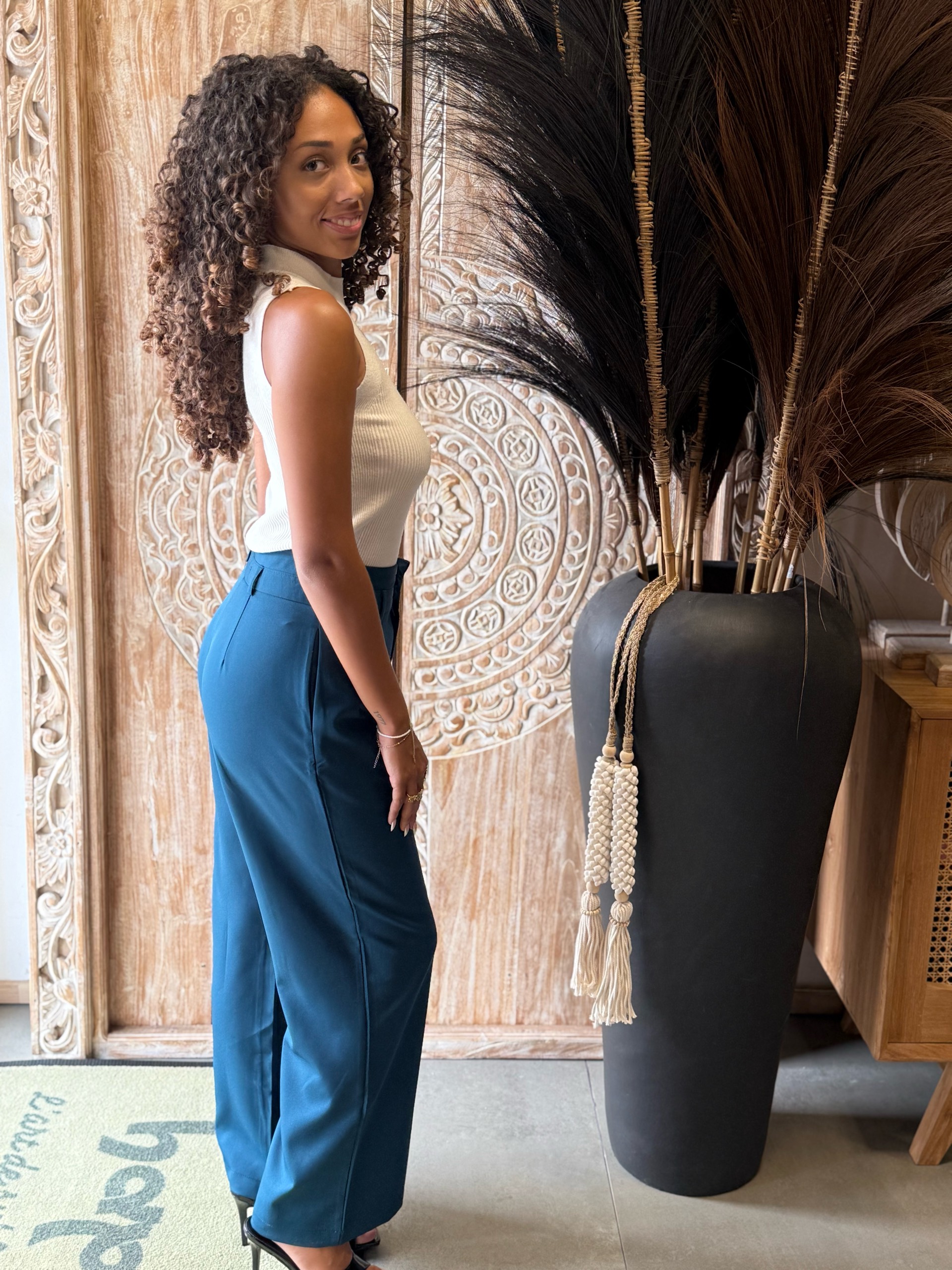 Pantalon femme taille haute coupe droite – bleu pétrole