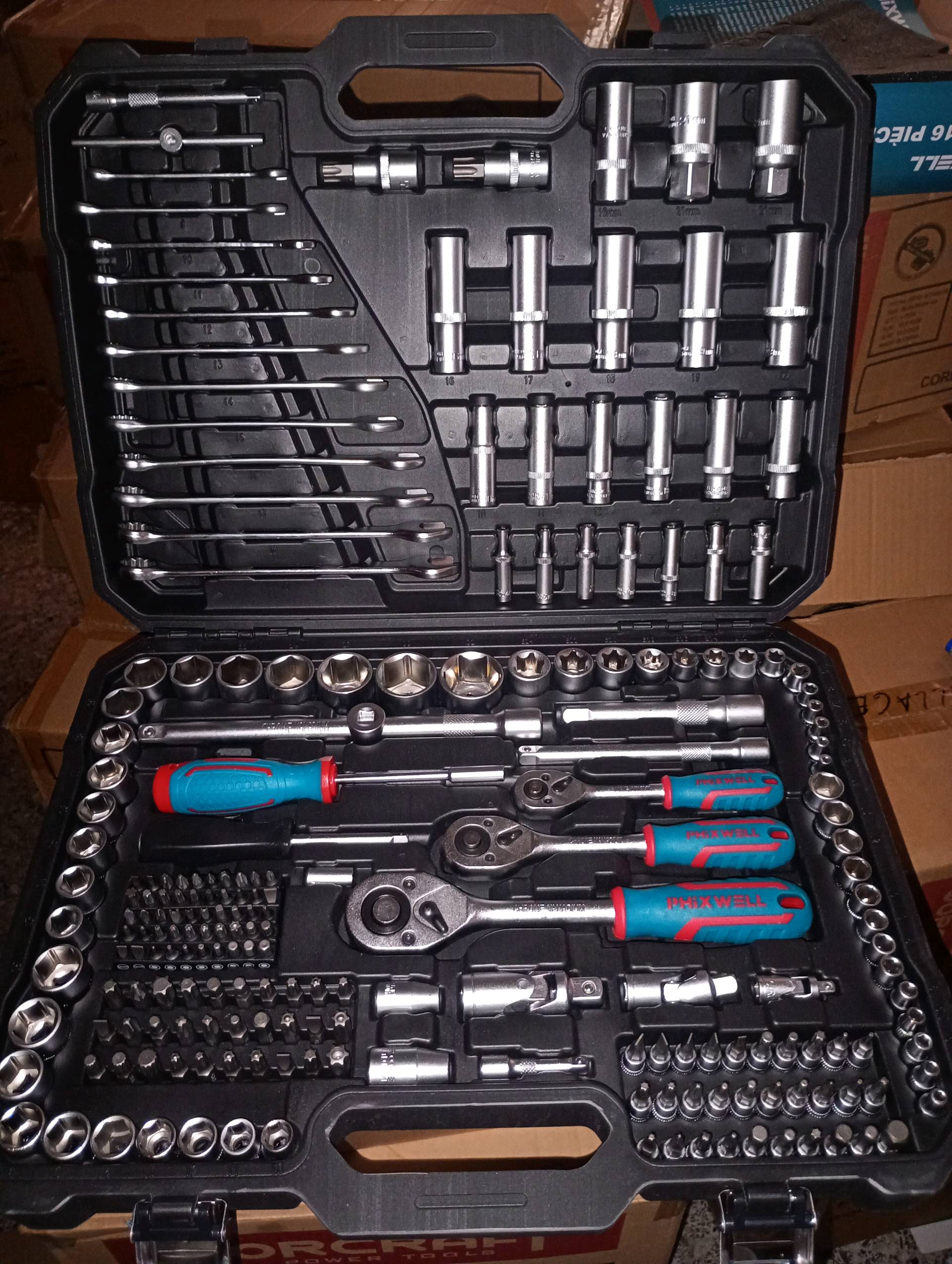 malette PHIXWELL 216 pièces d'outillage mécanicien — visuel 2