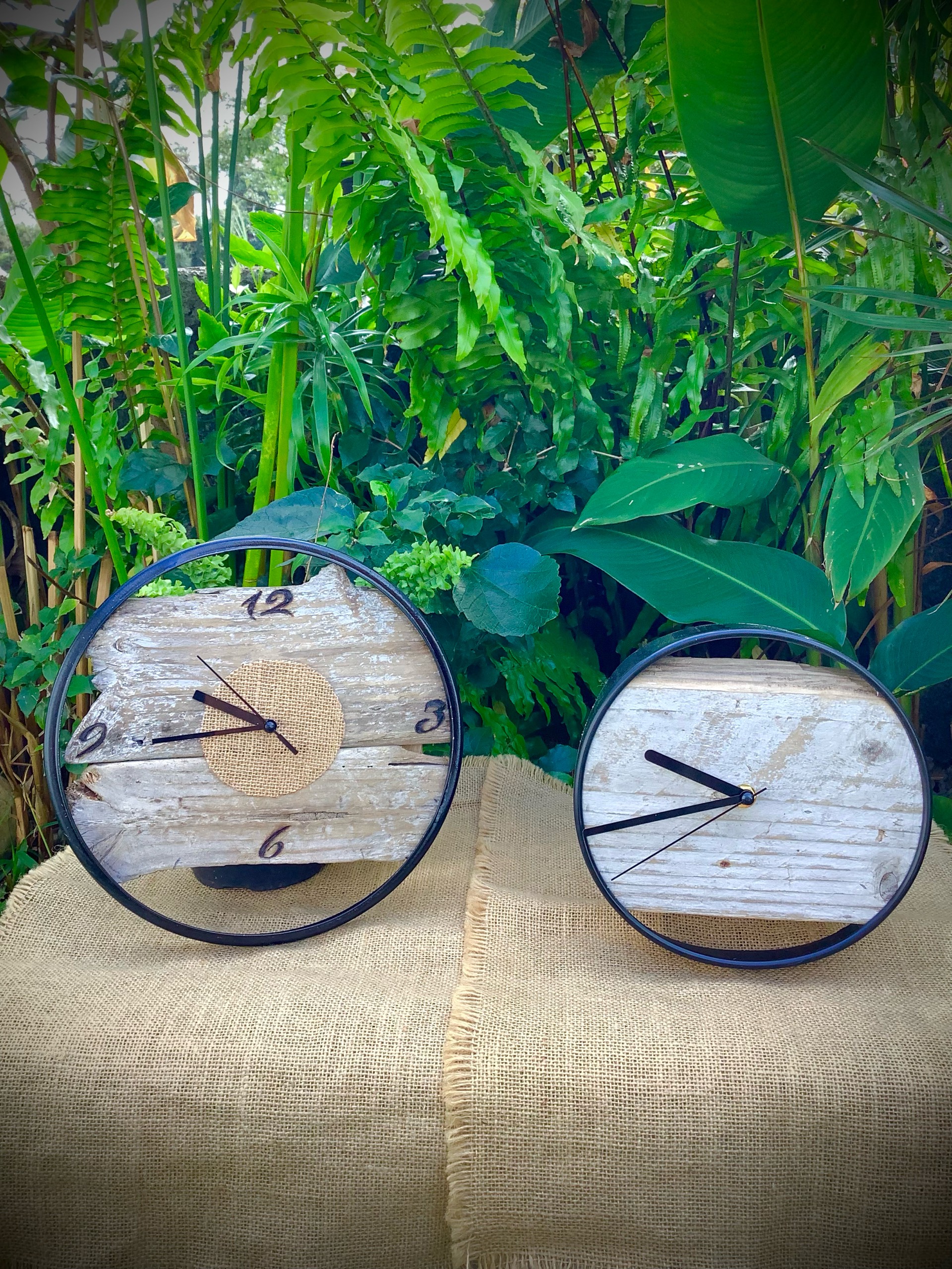 horloge murale en bois flotté naturel  — visuel 2