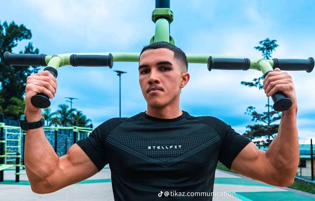 Tee shirt de compression