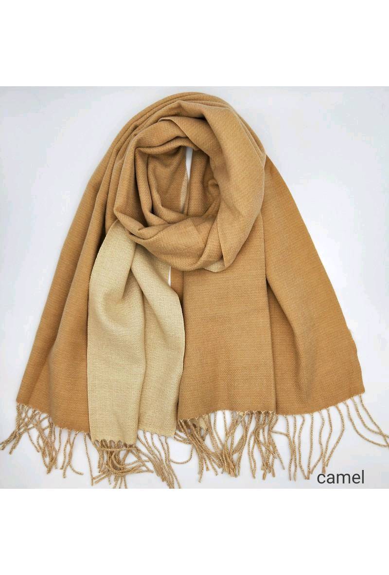 Foulard avec franges