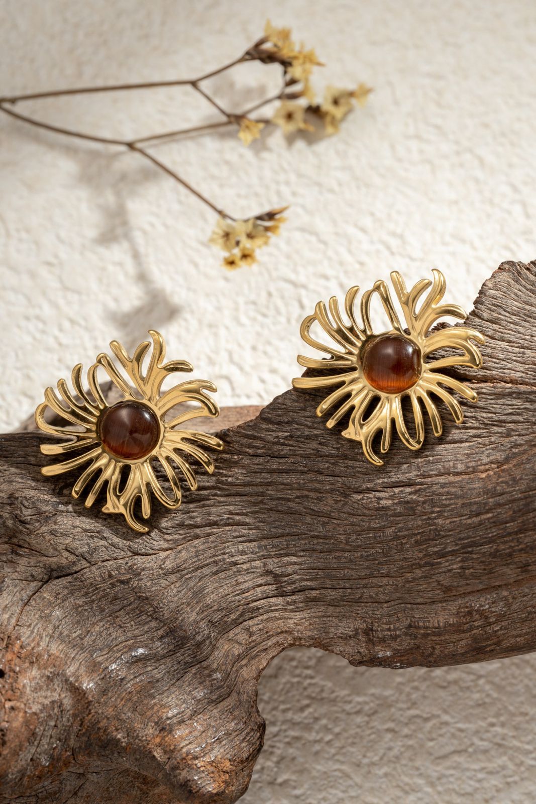 Boucles d’oreilles pierre brune soleil 