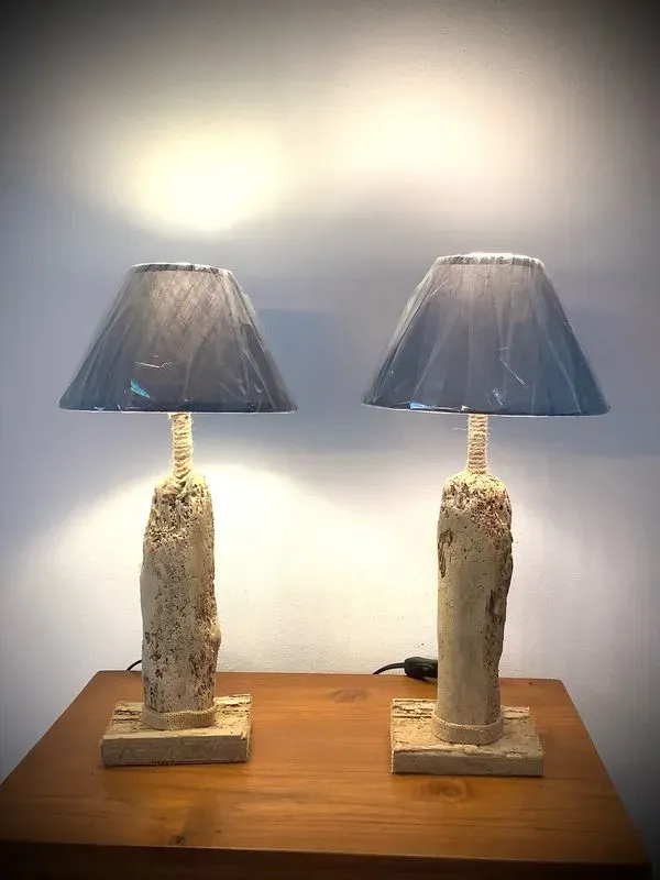 lampe de chevet en bois flotté authentique