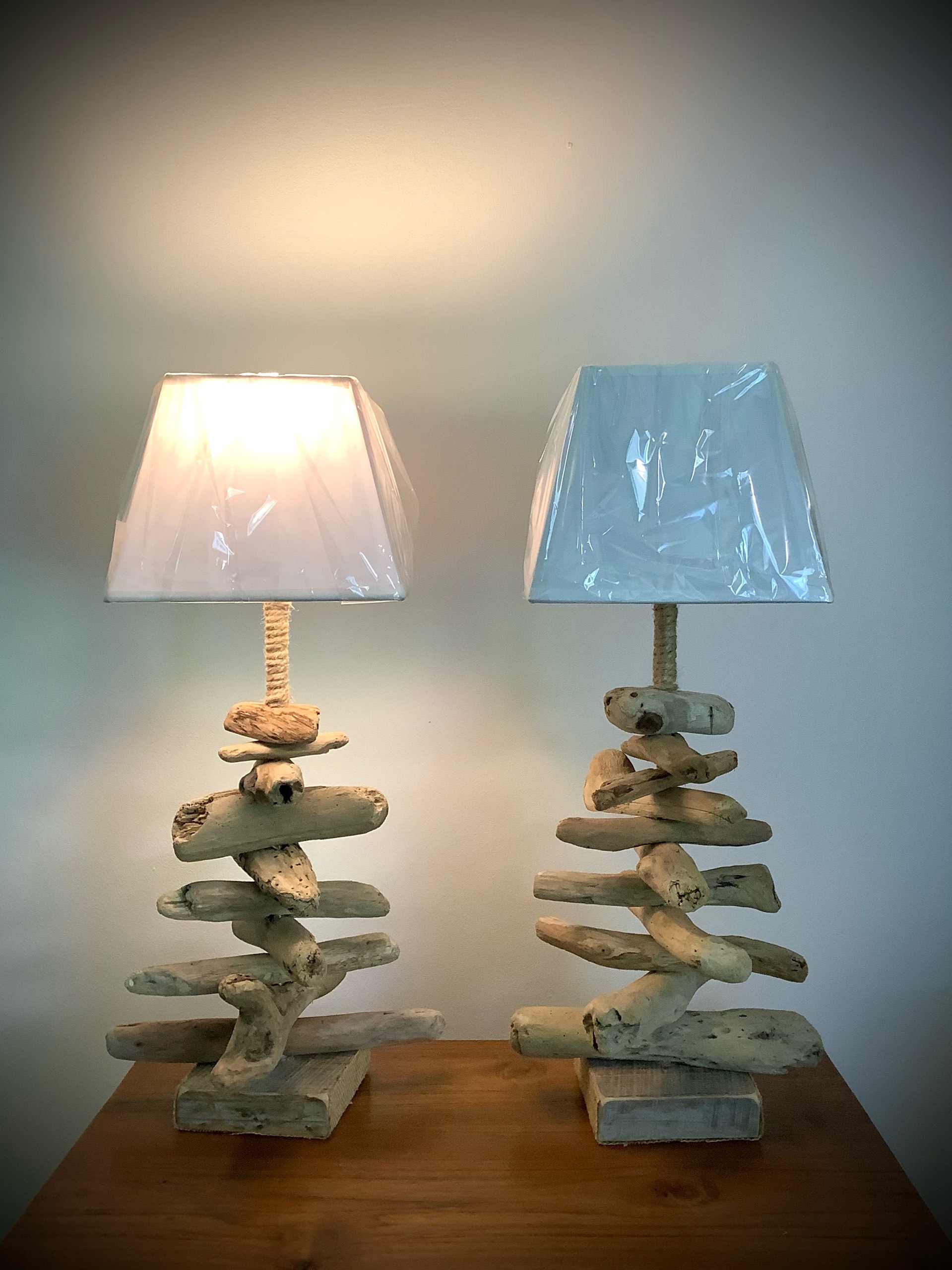 lampe de chevet modele pyramide — visuel 5
