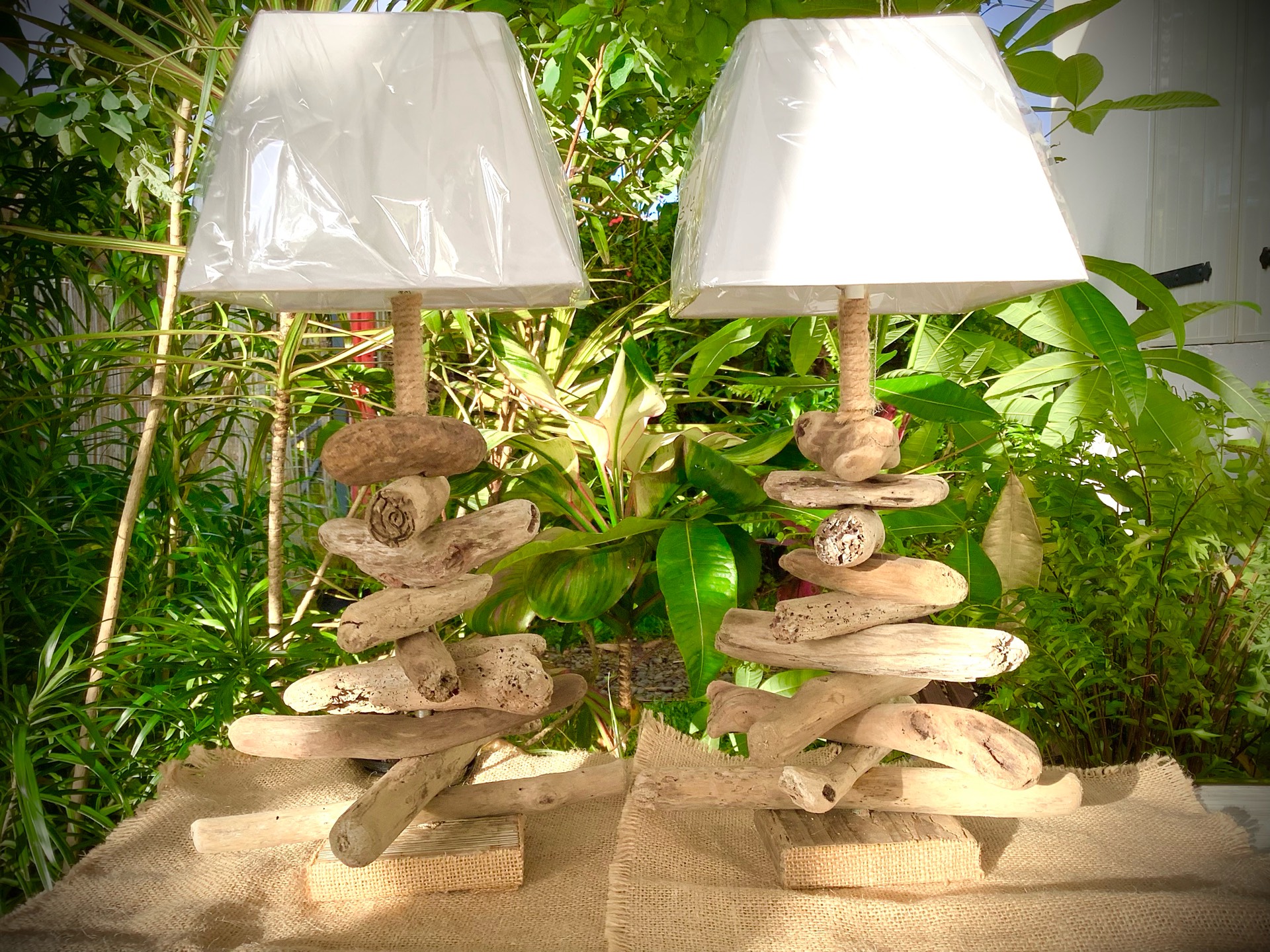 lampe de chevet modele pyramide — visuel 7