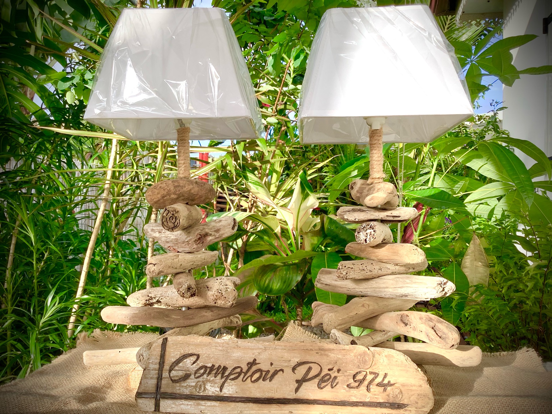 lampe de chevet modele pyramide — visuel 8