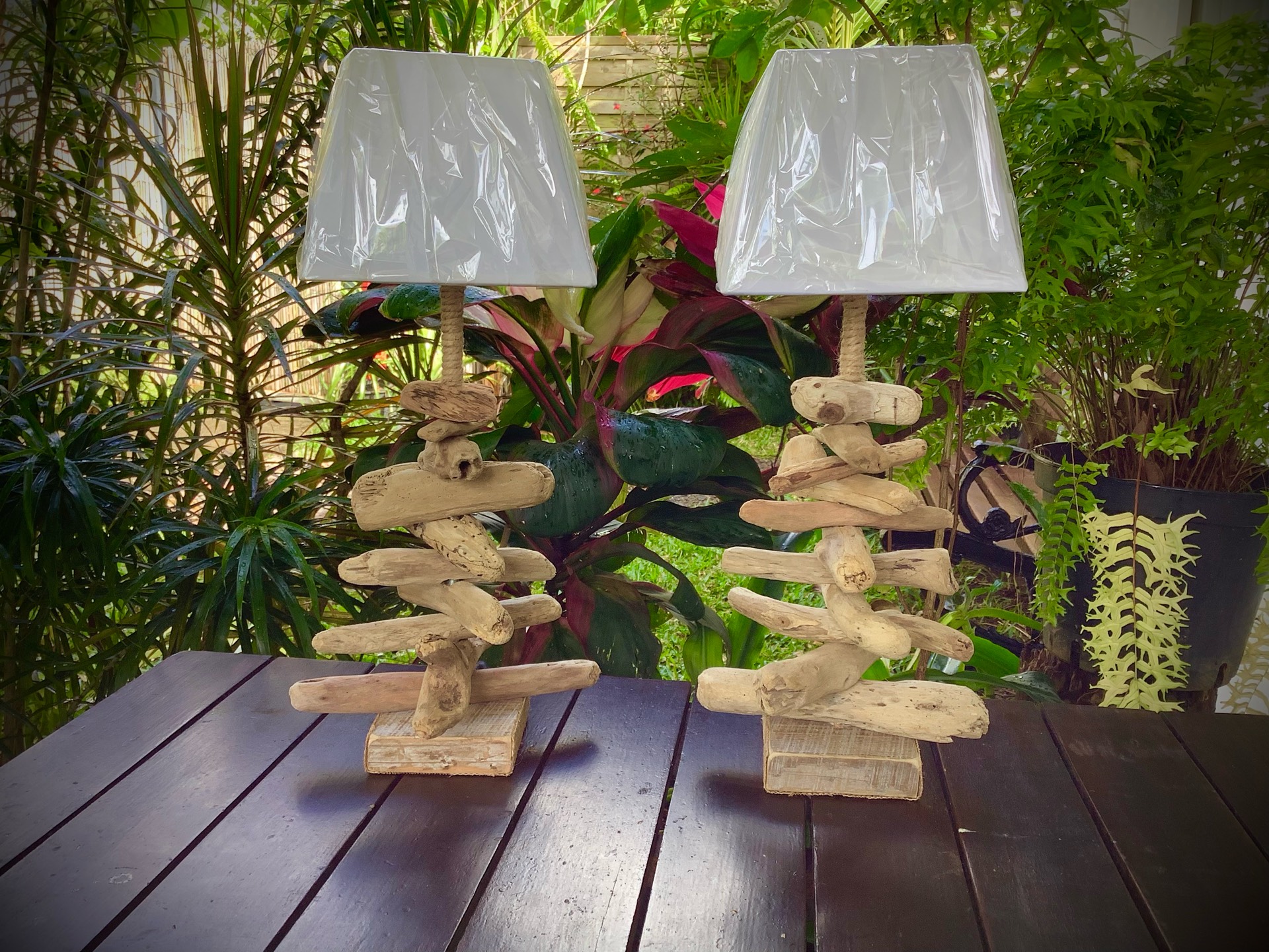 lampe de chevet modele pyramide — visuel 6