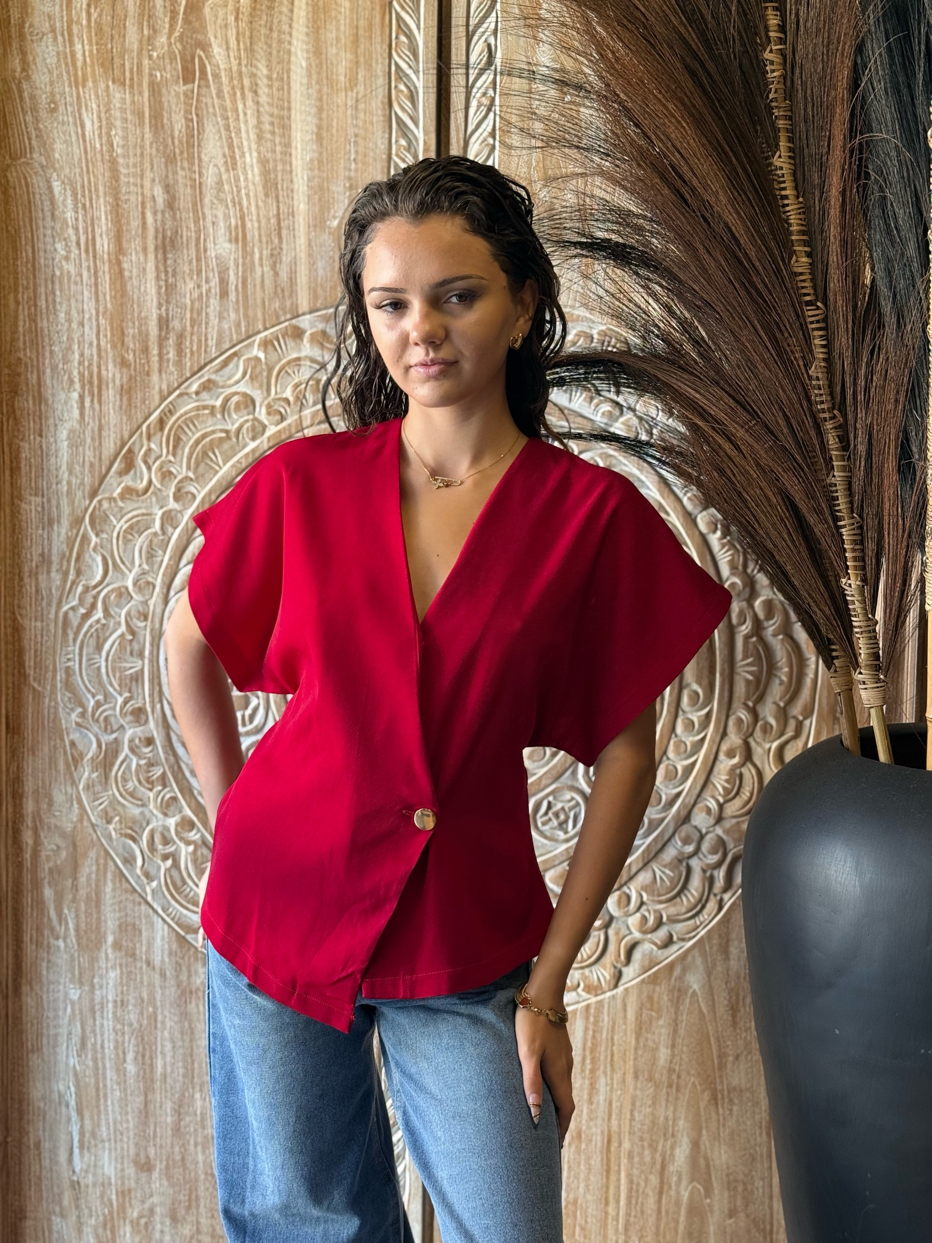 Blouse cache-coeur chic bouton doré — visuel 5