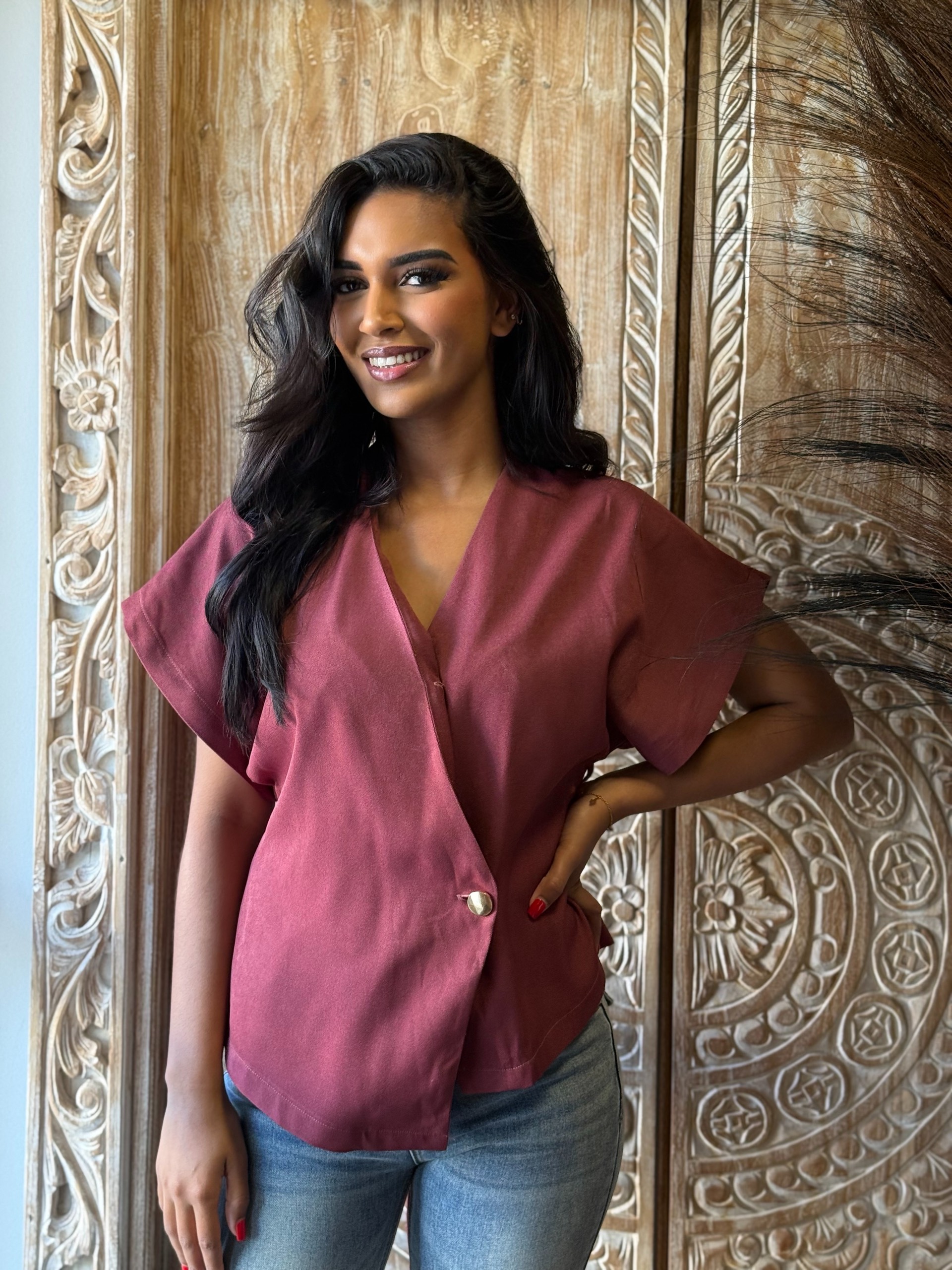 Blouse cache-coeur chic bouton doré — visuel 2