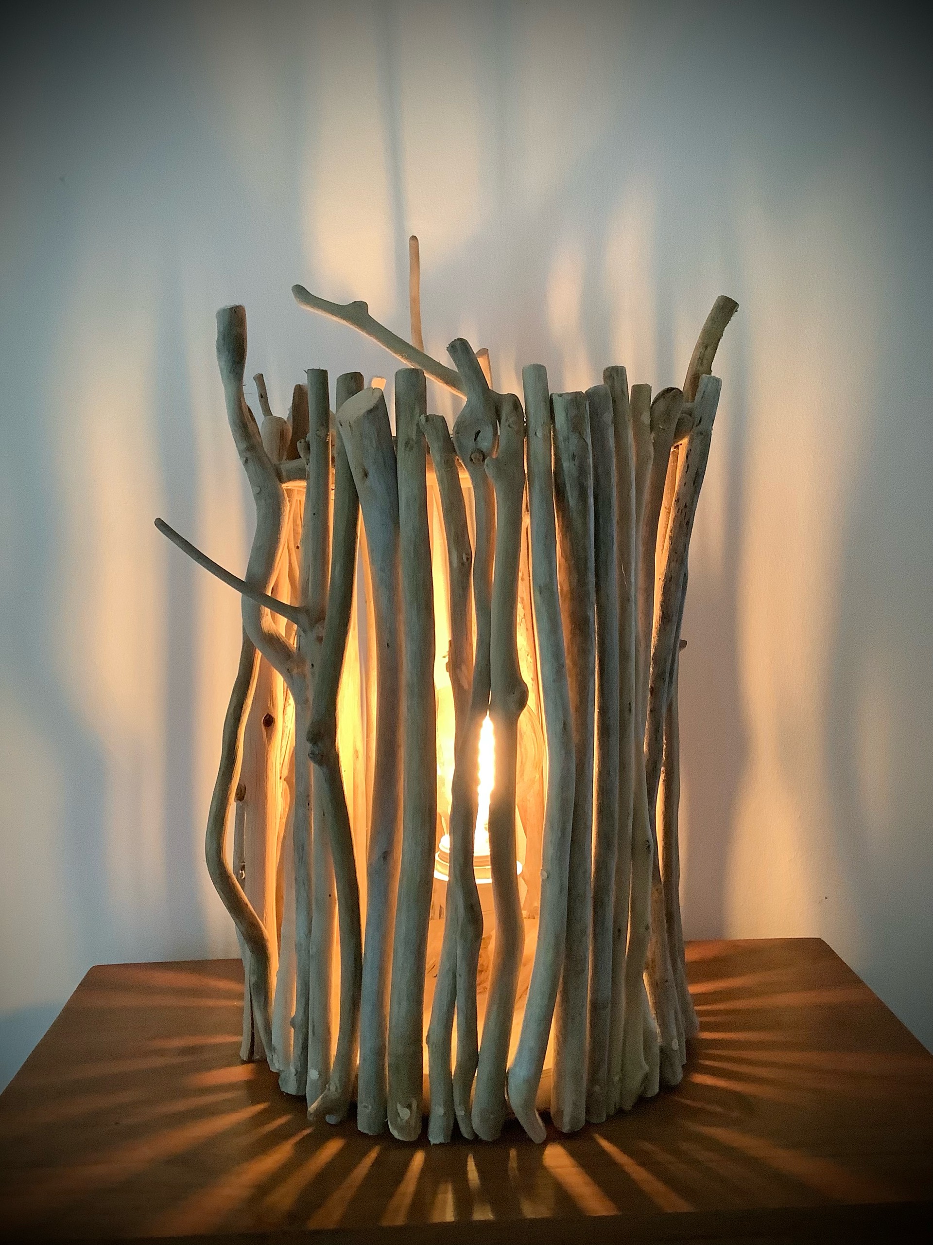 lampe « cage à lumière » en bois flotté naturel — visuel 7