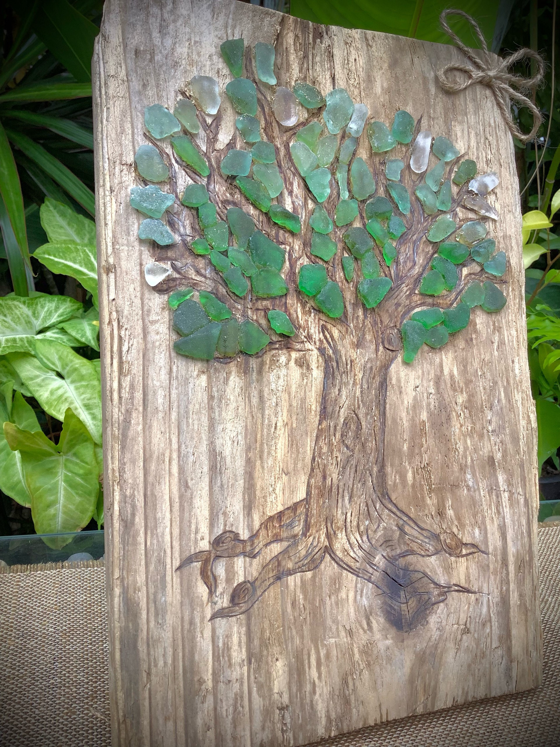 tableau en bois flotté pyrogravée et verre de mer — visuel 6