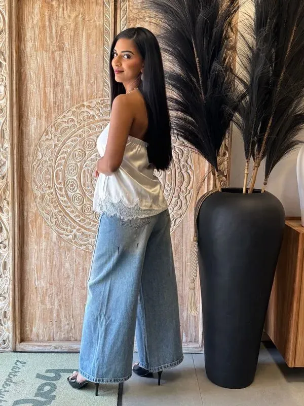 Haut bustier satinée aux détails à dentelle  — visuel 2