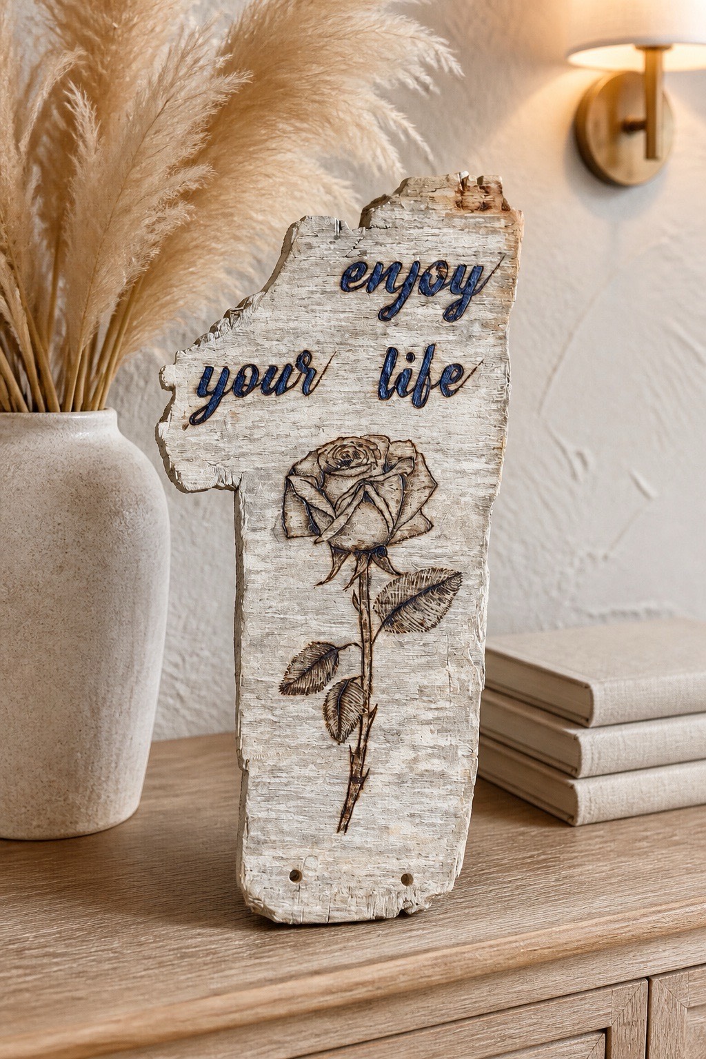 fleur tropicale gravé sur bois flotté brut — visuel 2