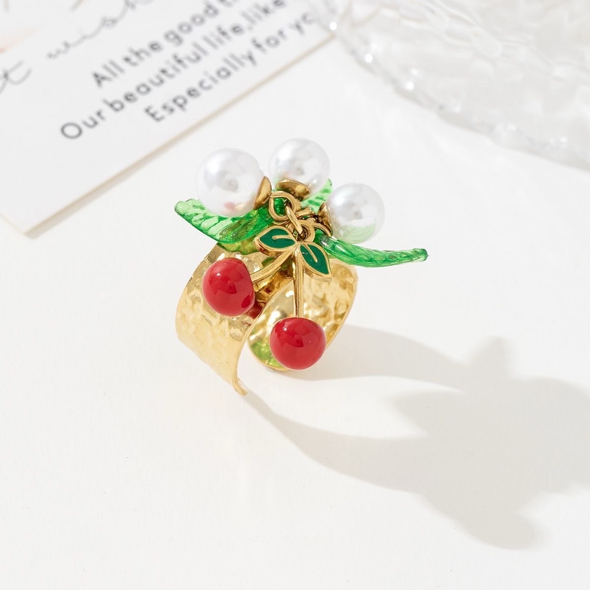 Bague avec breloque cerise (acier inoxydable)