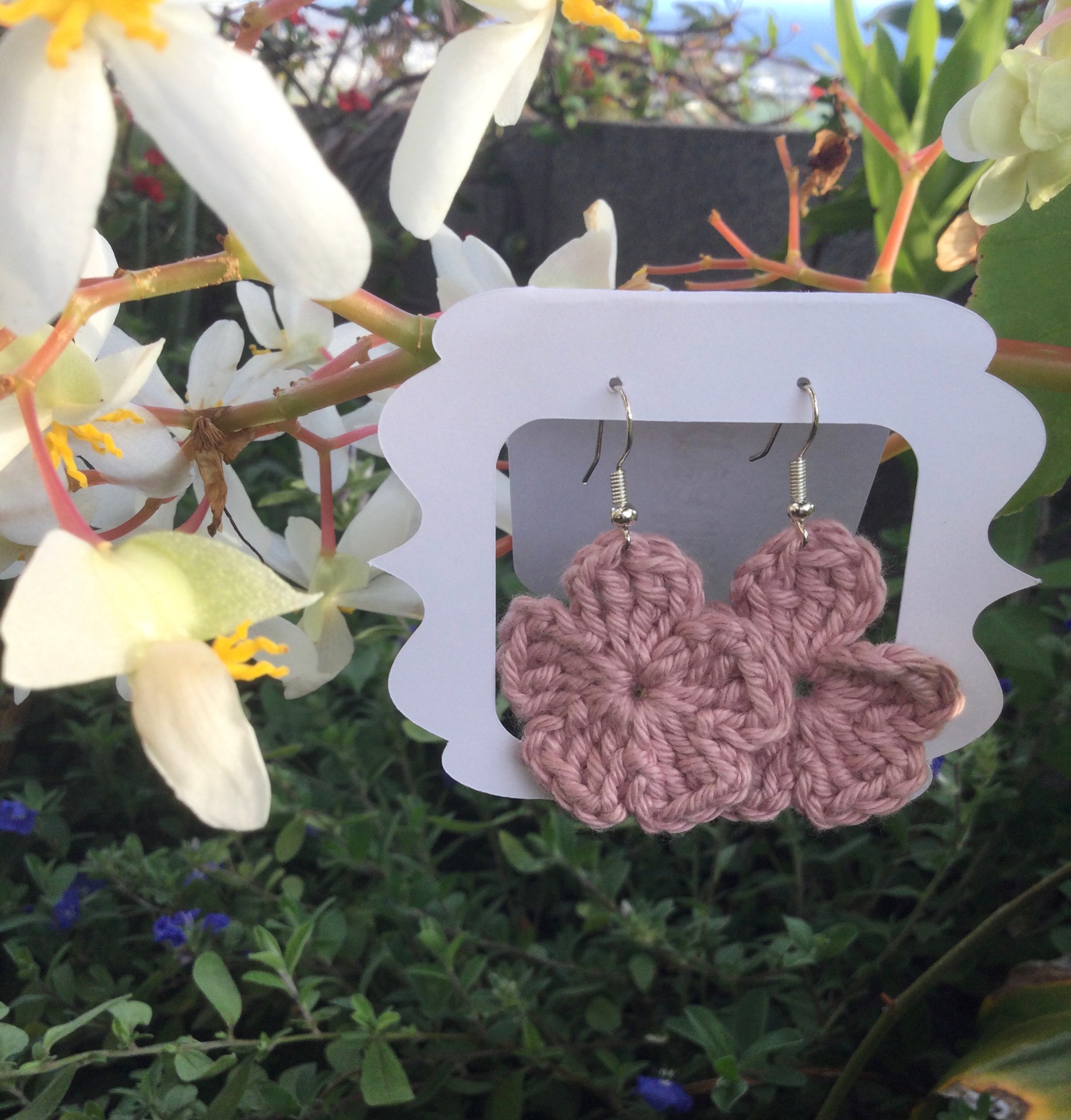 Boucle d’oreille au crochet — visuel 3
