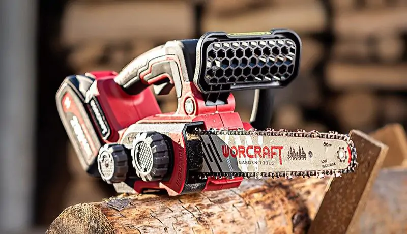 Tronçonneuse worcraft en coffret + 1 batterie 4ah et chargeur — visuel 2