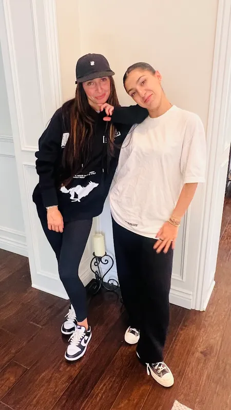 Best Friend Bracelets: A Guide to Permanent Jewelry for Two