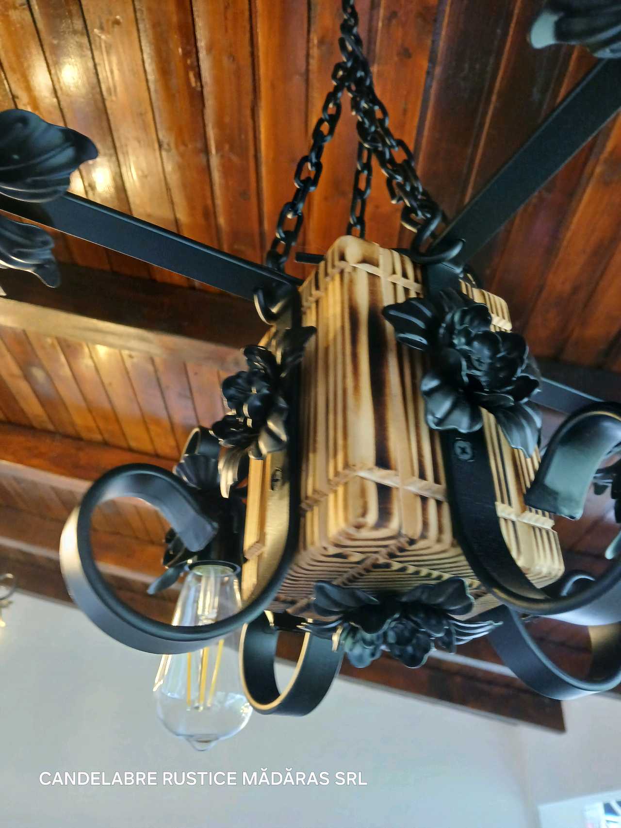 CANDELABRE RUSTICE MĂDĂRAS SRL – lucrări 7