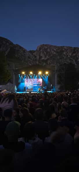 Stagemister.