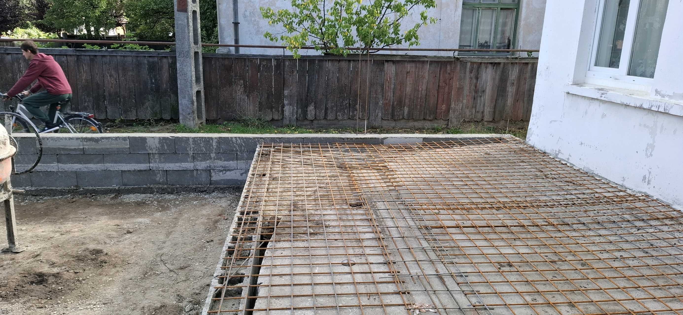 trockenbeu roland construct SRL
