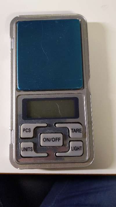 Digital fickvåg med LCD-display - elektronik till salu i Sävsjö