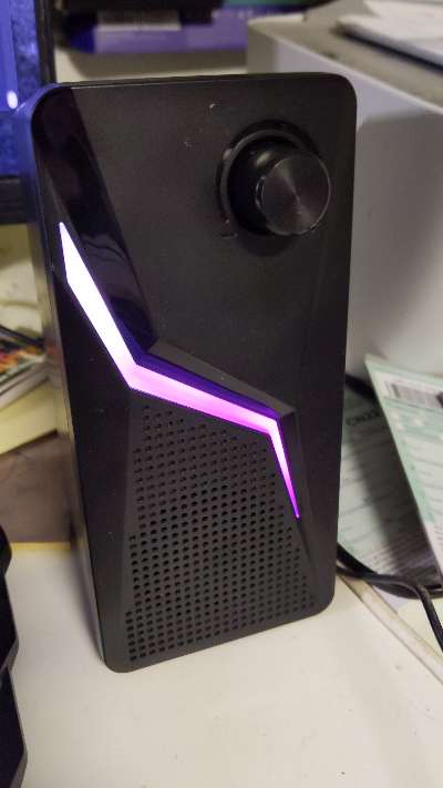 RGB Högtalare - Elektronik till salu i Sävsjö