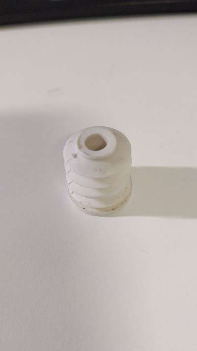Vit plastplugg - Hem & Bostad till salu i Sävsjö för 10 kr Vit plastplugg - Hem & Bostad till salu i Sävsjö för 10 kr