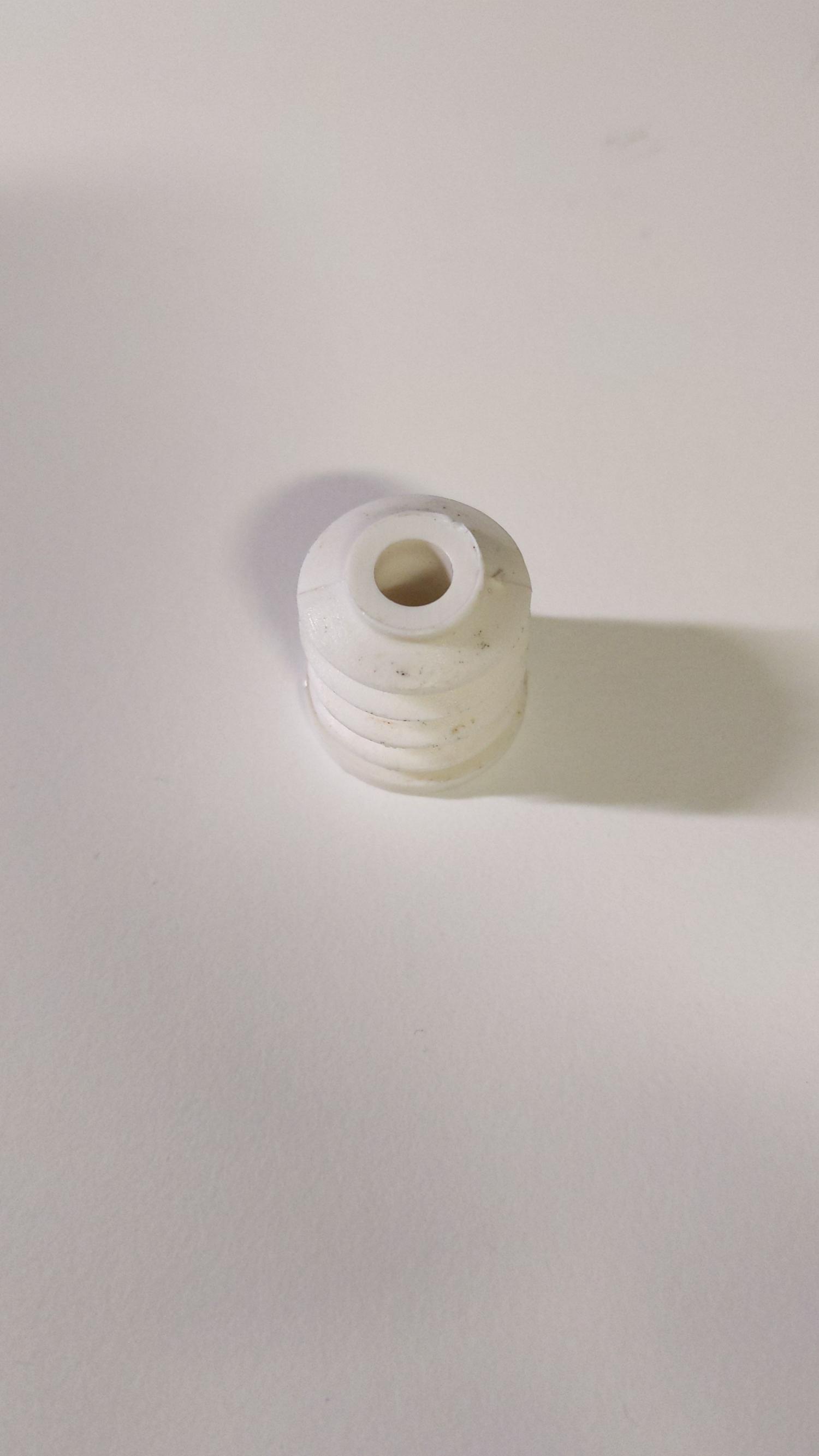 Vit plastplugg bild 2
