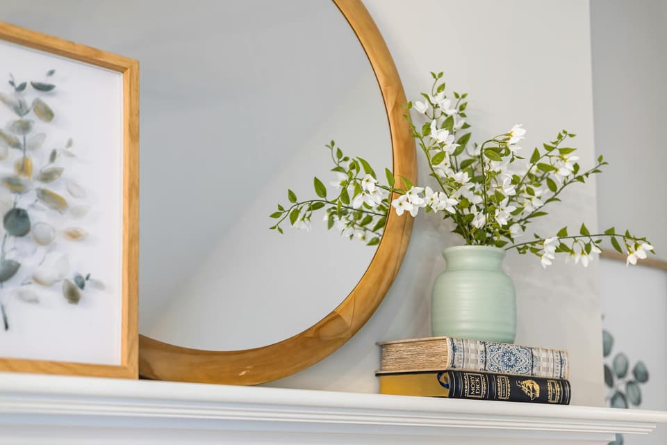 Adjustable Divider Shelf