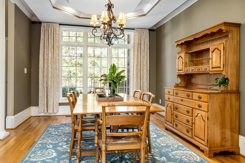 Cafe-Style Dining Table