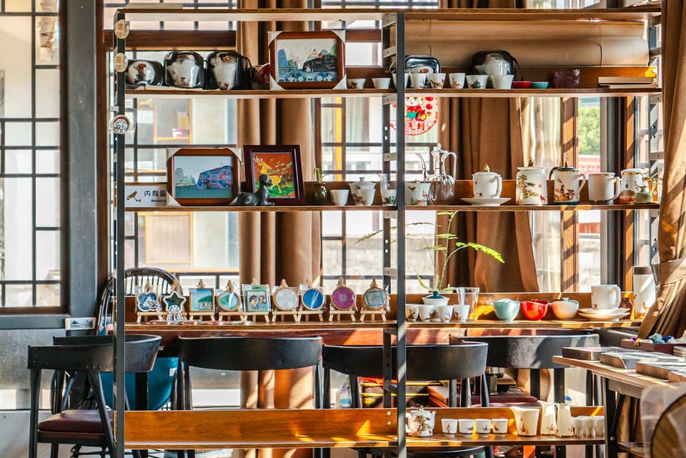 Entryway Display Shelf