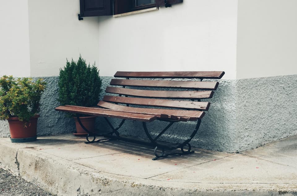 Corner Bench