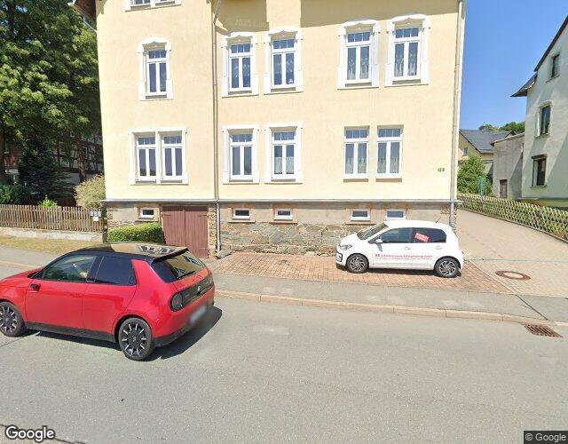 Mehrfamilienhaus