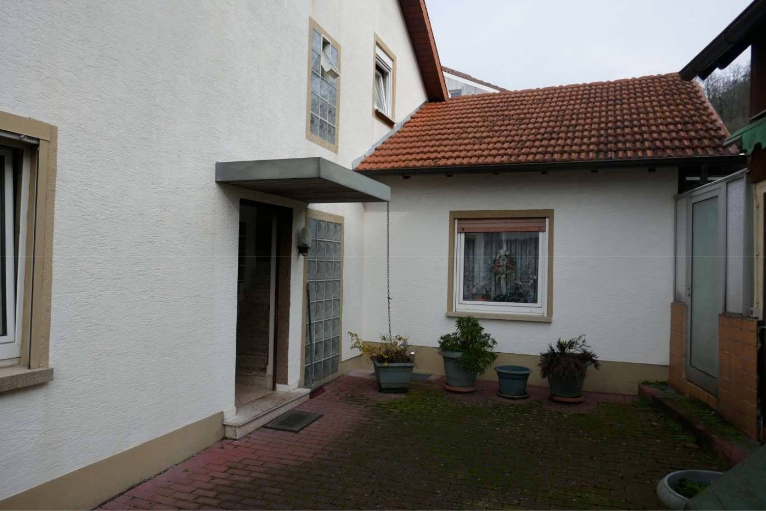 Garage, Wohn-/Geschäftshaus in Wintergasse 96, 00000 Lützelsachsen - Bild 4