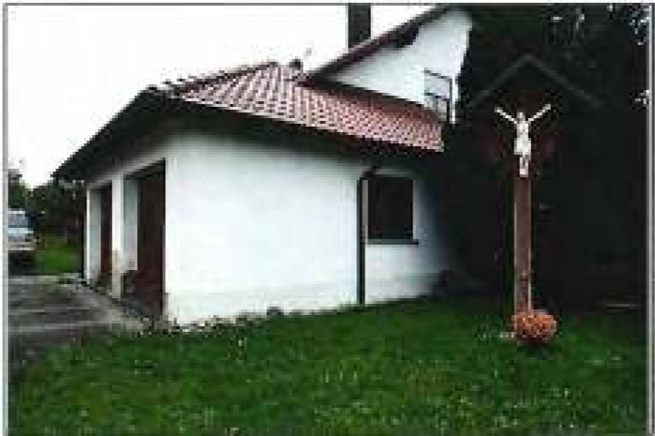 Zweifamilienhaus in Im Oberdorf 9, 88639 Wald