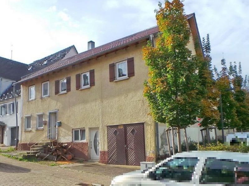 Einfamilienhaus in Schlierbacher Straße 8, 73095 Albershausen